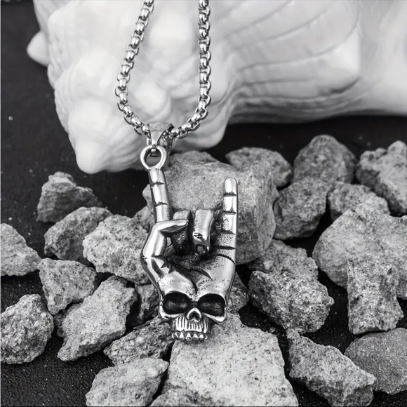 Skull hand sign pendant silver plated necklace faux fashion jewelry‎ - Picture 7 of 11